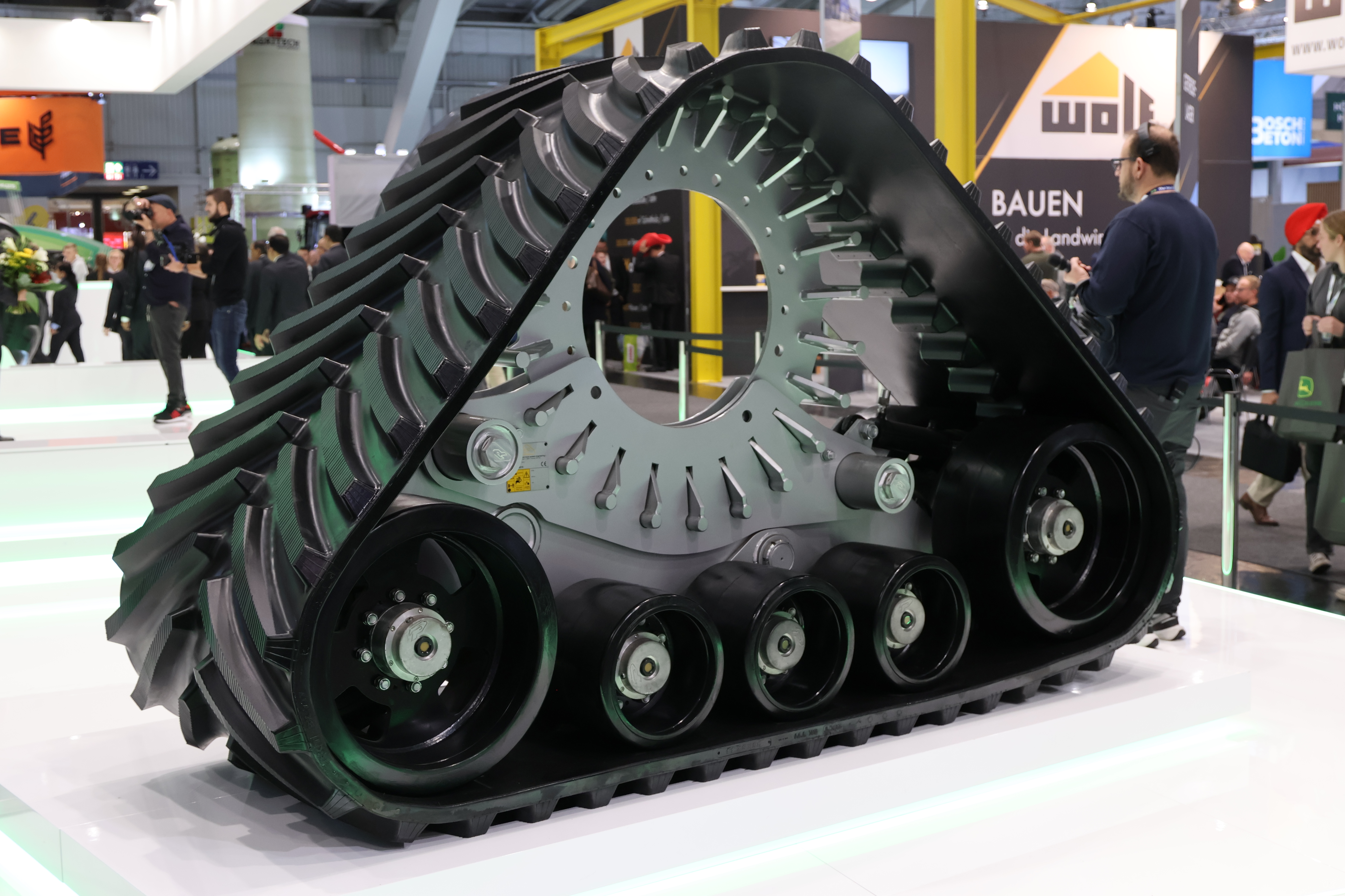  Cingolo in gomma BKT AGRIFORCE BK T71 ad Agritechnica 2025